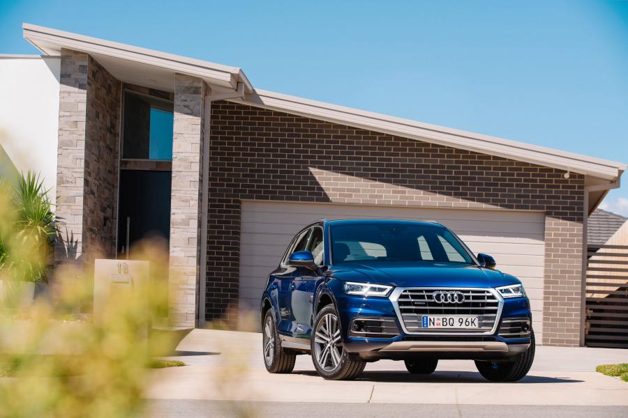  Audi Q5 2.0 TDI Quattro 2017 года  (AU) (фото 32 из 40)